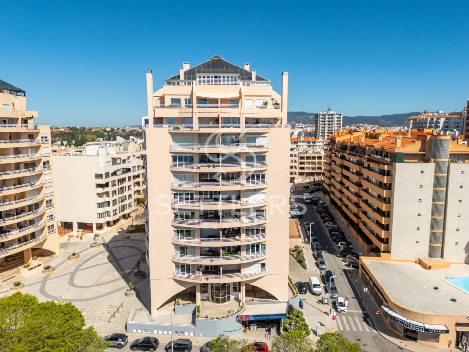 Apartamento T4 para Venda em Cascais e Estoril Foto 32