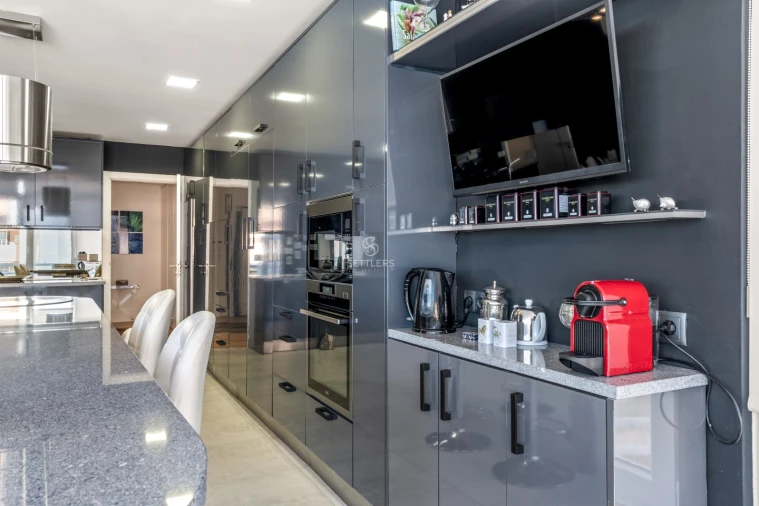 Apartamento T4 para Venda em Cascais e Estoril Foto 15
