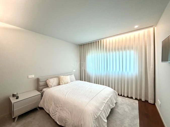 Apartamento T3 para Arrendamento em Canidelo Foto 16