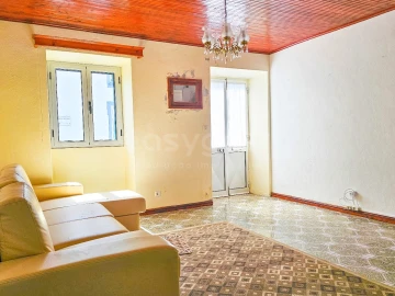 Moradia T2 para Venda em Ajuda da Bretanha