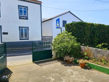 Moradia T2 para Venda em Ajuda da Bretanha