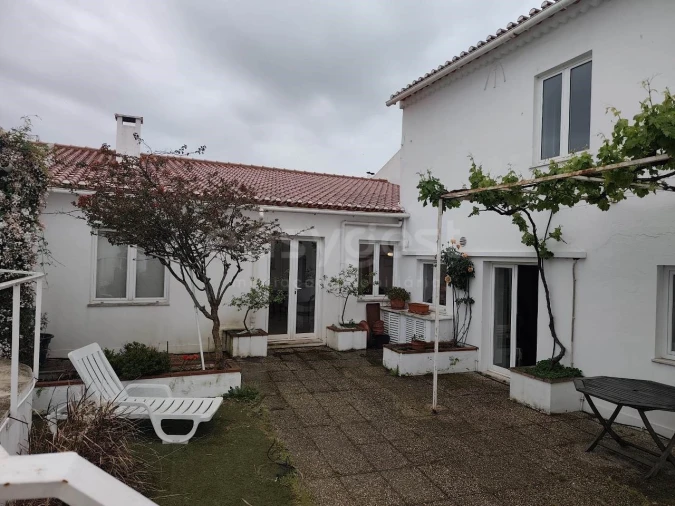 Moradia T8 para Venda em Aljustrel e Rio de Moinhos Foto 1