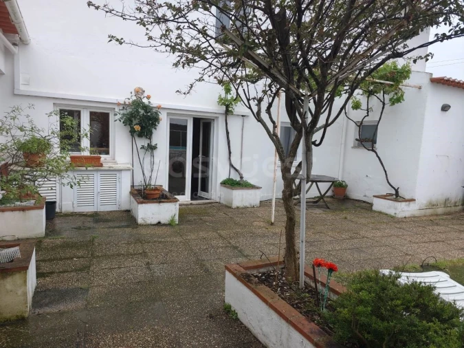 Moradia T8 para Venda em Aljustrel e Rio de Moinhos Foto 2