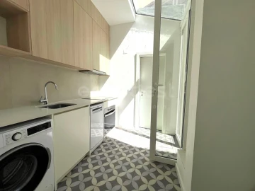 Apartamento T1 para Venda em Campo de Ourique