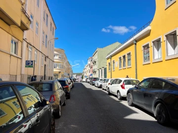 Apartamento T1 para Venda em Campo de Ourique