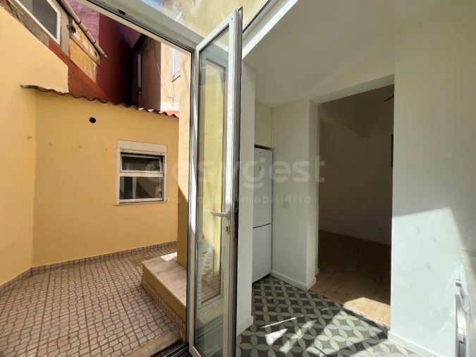 Apartamento T1 para Venda em Campo de Ourique Foto 8