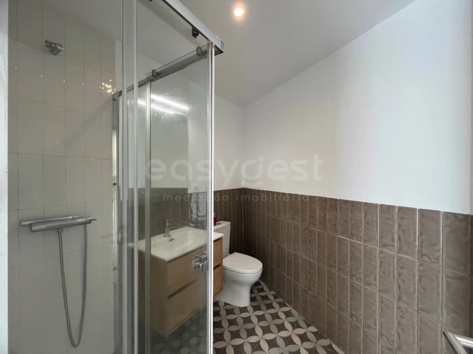 Apartamento T1 para Venda em Campo de Ourique Foto 12