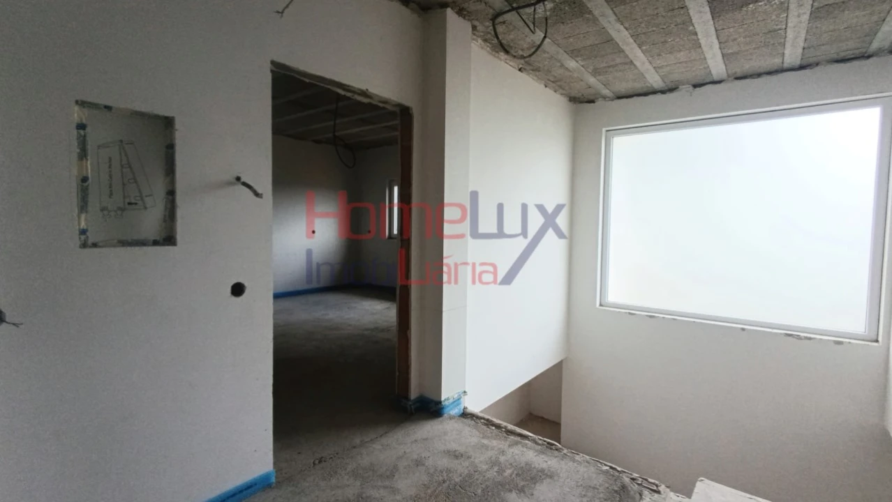 Moradia T3 para Venda em Couto de Esteves Foto 28