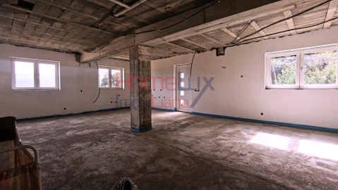 Moradia T3 para Venda em Couto de Esteves