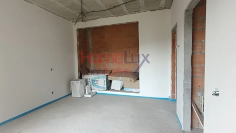 Moradia T3 para Venda em Couto de Esteves