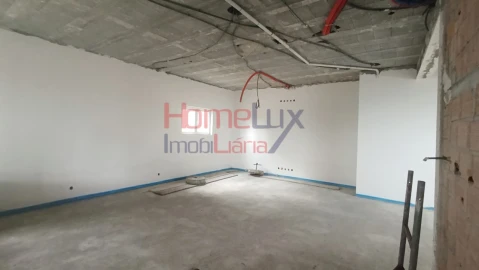 Moradia T3 para Venda em Couto de Esteves