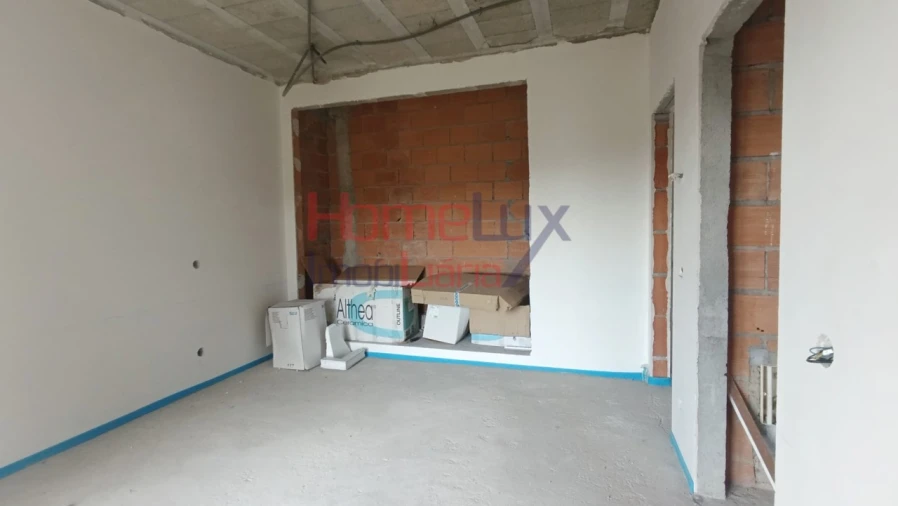 Moradia T3 para Venda em Couto de Esteves Foto 32