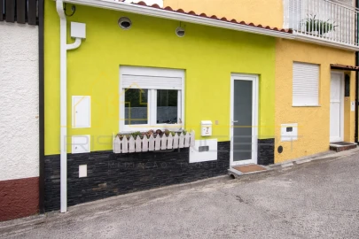 Moradia T1 para Venda em Antuzede e Vil de Matos