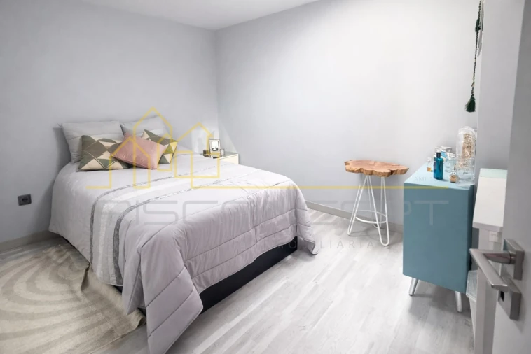 Moradia T1 para Venda em Antuzede e Vil de Matos Foto 8