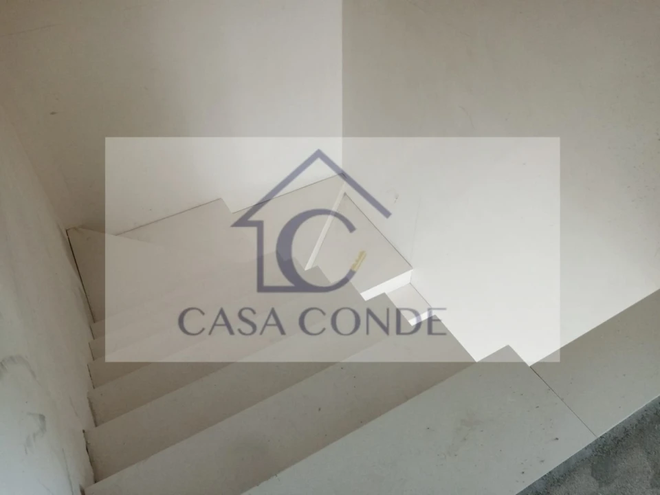 Moradia T4 para Venda em Fernao Ferro Foto 11