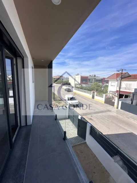 Moradia T3 para Venda em Fernao Ferro