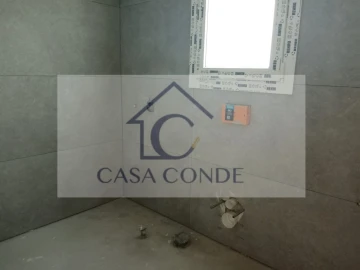 Moradia T4 para Venda em Fernao Ferro