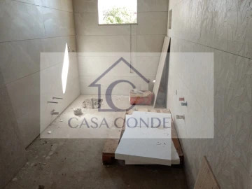 Moradia para Venda em Fernao Ferro