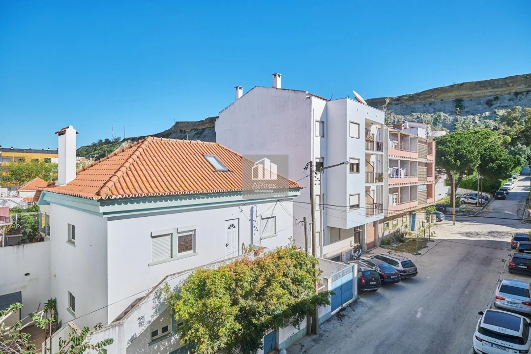 Apartamento T2 para Venda em Costa da Caparica Foto 19