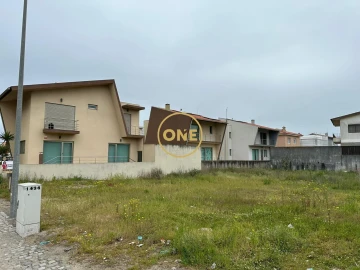 Terreno para Venda em Aguçadoura e Navais