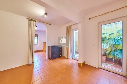 Moradia T1 para Venda em Caparica e Trafaria