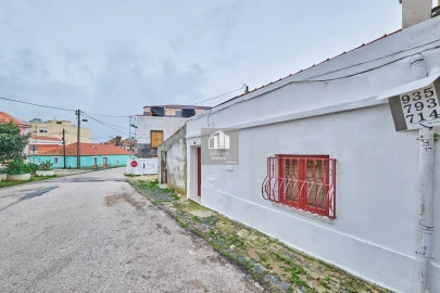 Moradia T1 para Venda em Caparica e Trafaria