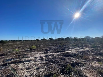 Terreno Comércio / Armazém para Venda em União das Freguesias de Setúbal