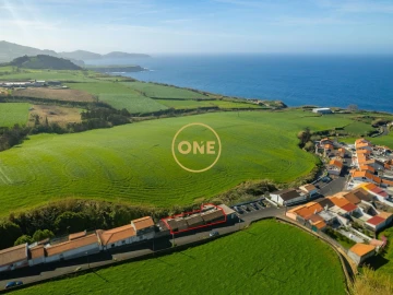 Moradia T4 para Venda em Lomba da Maia