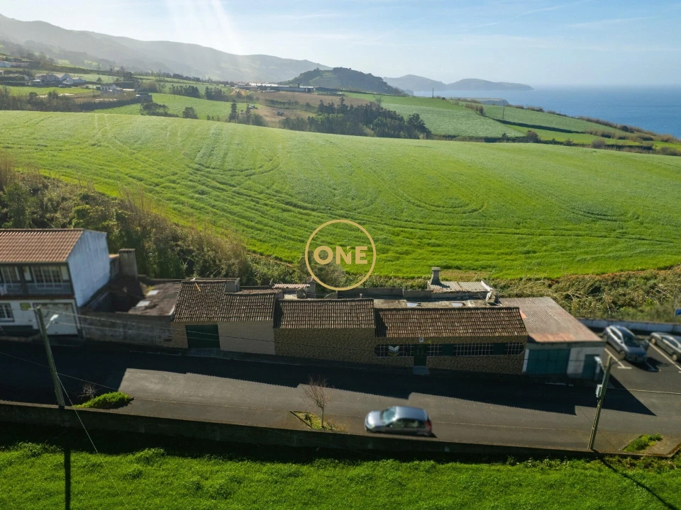 Moradia T4 para Venda em Lomba da Maia Foto 15