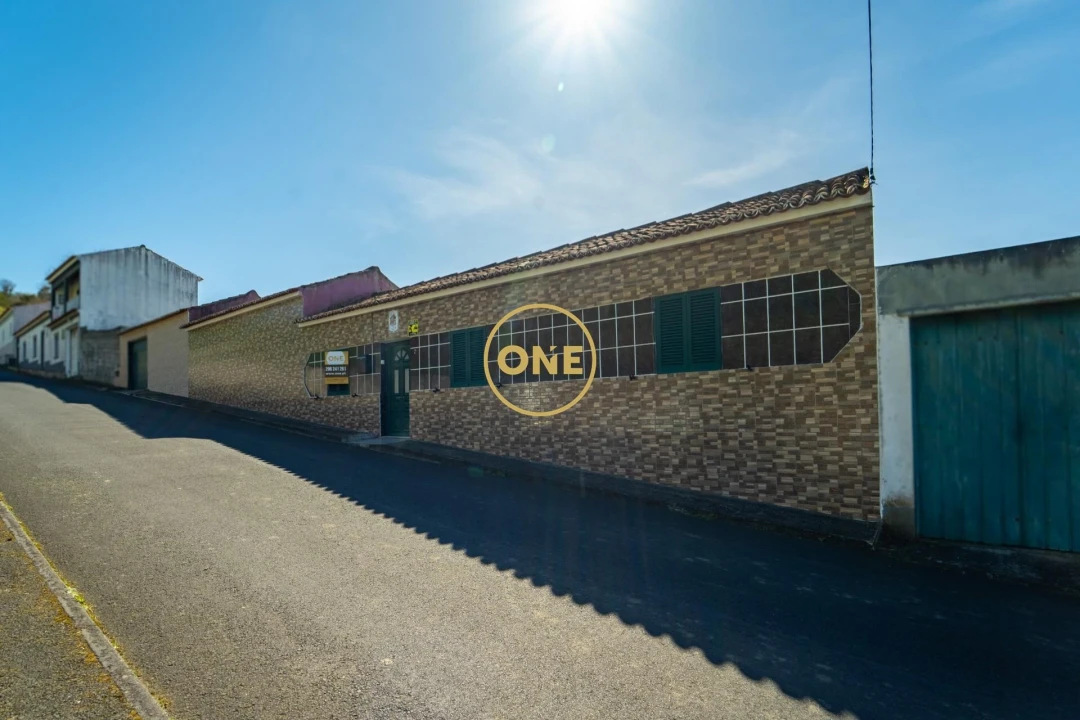 Moradia T4 para Venda em Lomba da Maia Foto 13