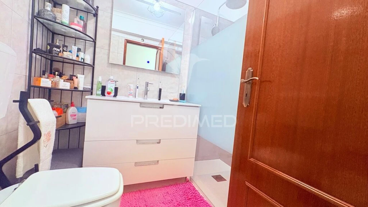 Apartamento T2 para Venda em Barcarena Foto 20