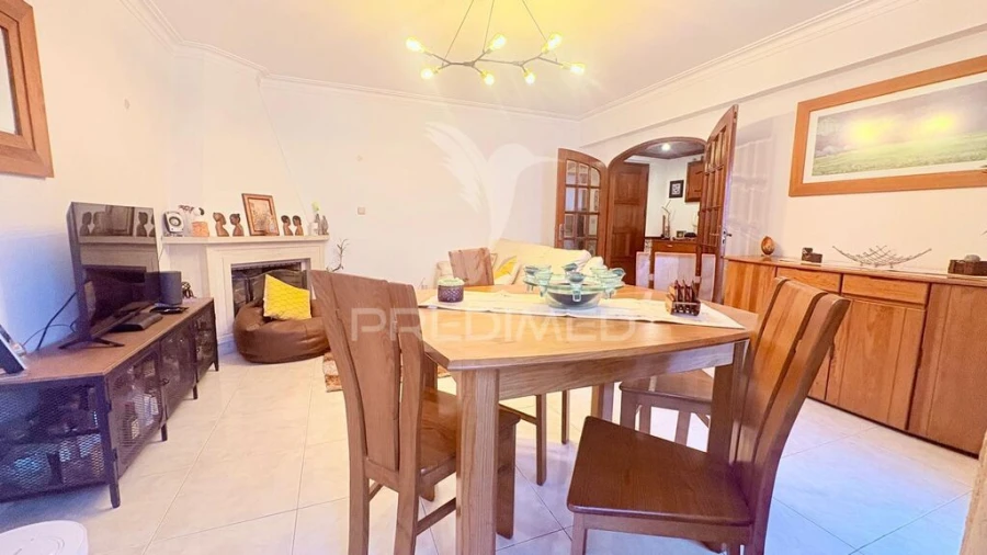 Apartamento T2 para Venda em Barcarena Foto 11