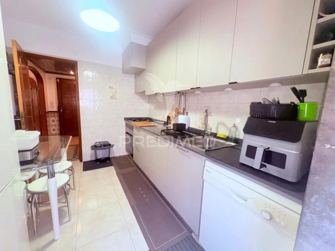 Apartamento T2 para Venda em Barcarena Foto 12