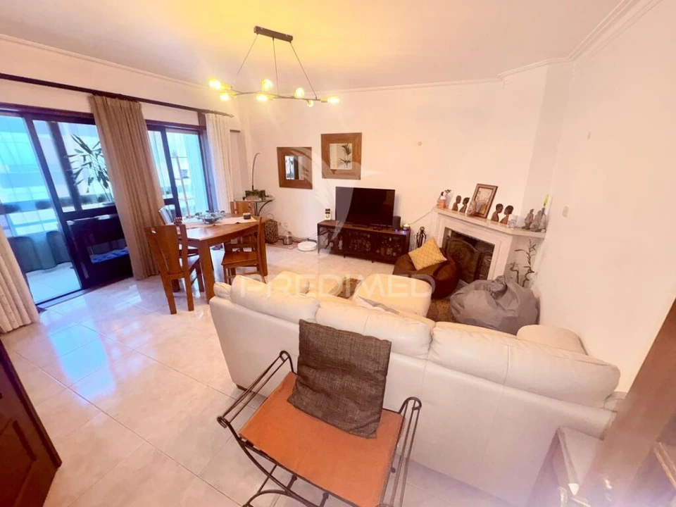 Apartamento T2 para Venda em Barcarena Foto 2