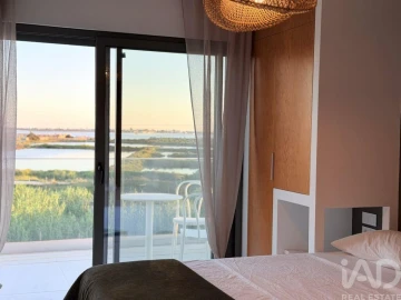 Moradia T3 para Venda em Moncarapacho e Fuseta