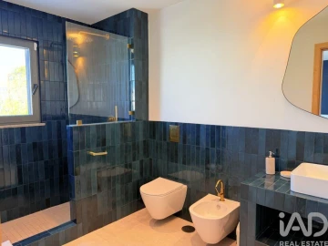 Moradia T3 para Venda em Moncarapacho e Fuseta