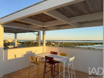 Moradia T3 para Venda em Moncarapacho e Fuseta