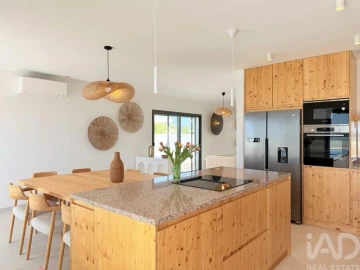 Moradia T3 para Venda em Moncarapacho e Fuseta