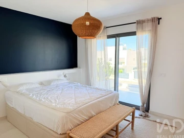 Moradia T3 para Venda em Moncarapacho e Fuseta