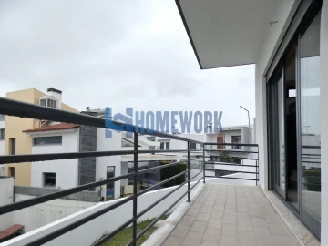 Moradia T5 para Venda em Almada, Cova da Piedade, Pragal e Cacilhas