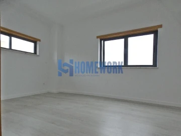 Moradia T5 para Venda em Almada, Cova da Piedade, Pragal e Cacilhas