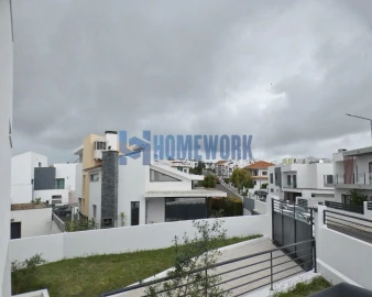 Moradia T5 para Venda em Almada, Cova da Piedade, Pragal e Cacilhas