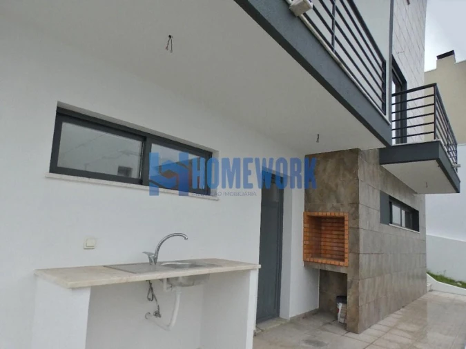 Moradia T5 para Venda em Almada, Cova da Piedade, Pragal e Cacilhas Foto 6