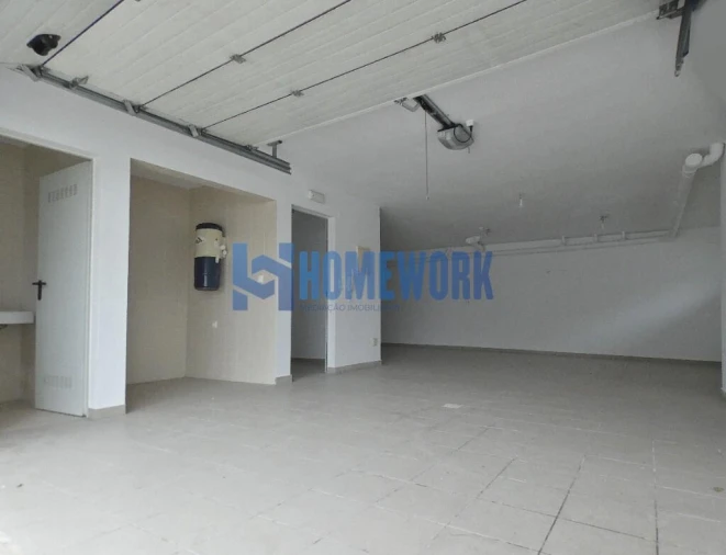 Moradia T5 para Venda em Almada, Cova da Piedade, Pragal e Cacilhas Foto 10