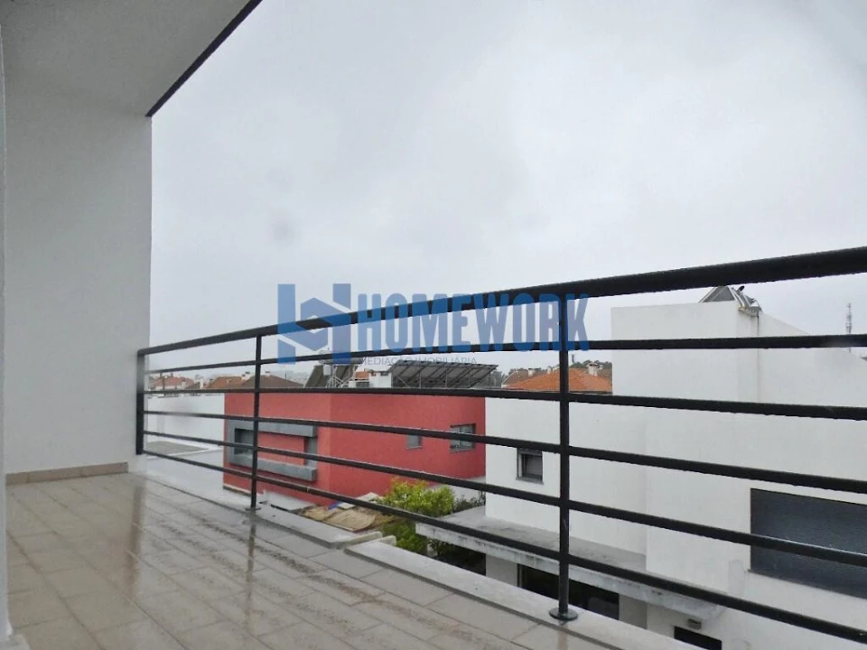 Moradia T5 para Venda em Almada, Cova da Piedade, Pragal e Cacilhas Foto 38