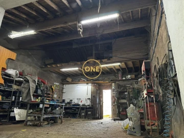 Garagem para Venda em Lomba de São Pedro