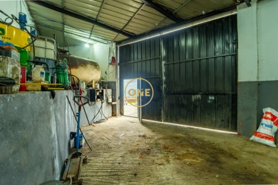 Garagem para Venda em Lomba de São Pedro