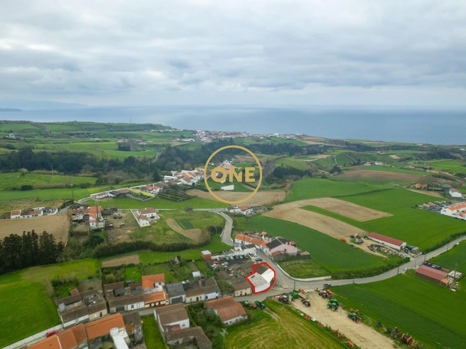 Garagem para Venda em Lomba de São Pedro Foto 8