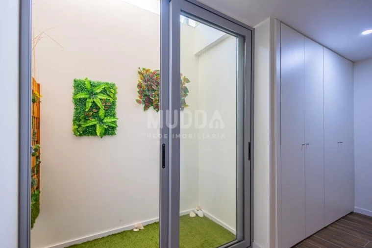 Apartamento T2 para Venda em Argoncilhe Foto 16