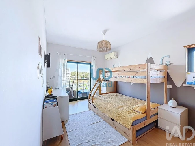 Apartamento T3 para Venda em Quarteira Foto 11